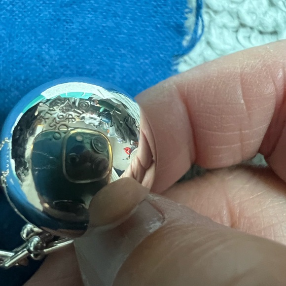 Tiffany HardWear
Small Wrap Bracelet
in Sterling Silver - Picture 2 of 10